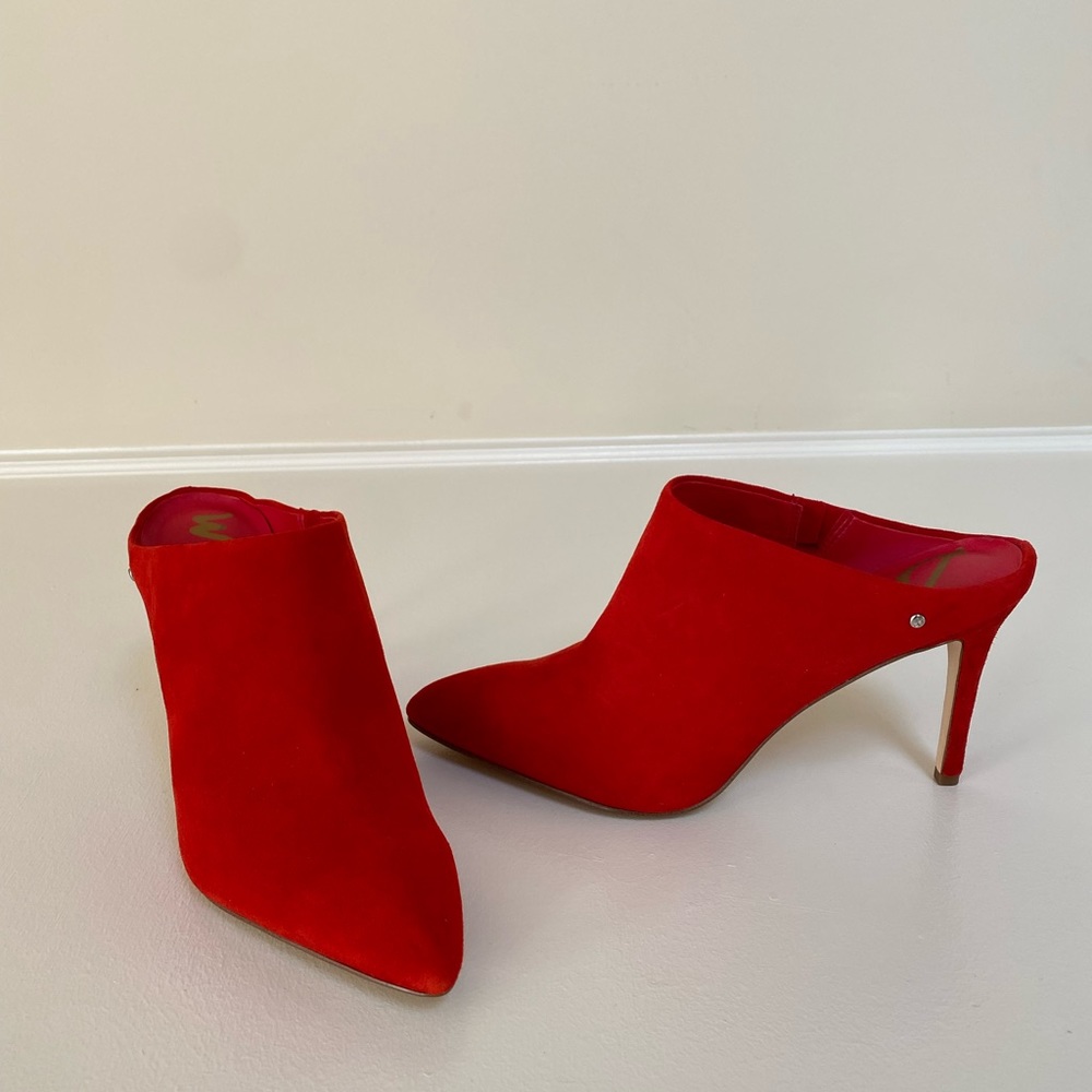 Like new! Sam Edelman suede mule. 3.3" covered block heel. Size 8.5.